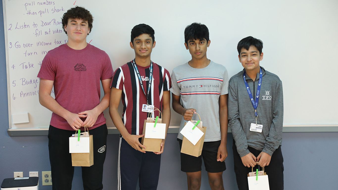 Hebron 9 Business Students Learn to Invest in Their Future